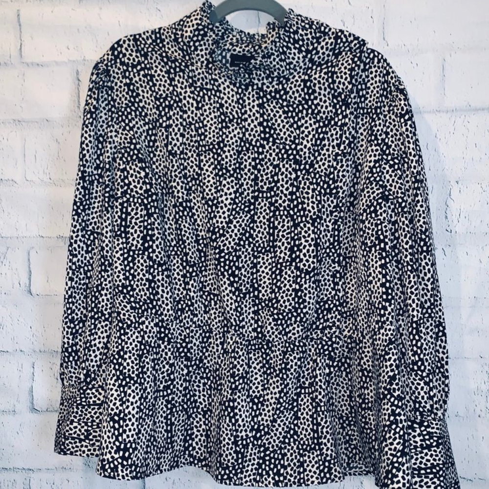 Plus Size Polka Dot Long Sleeve Blouse